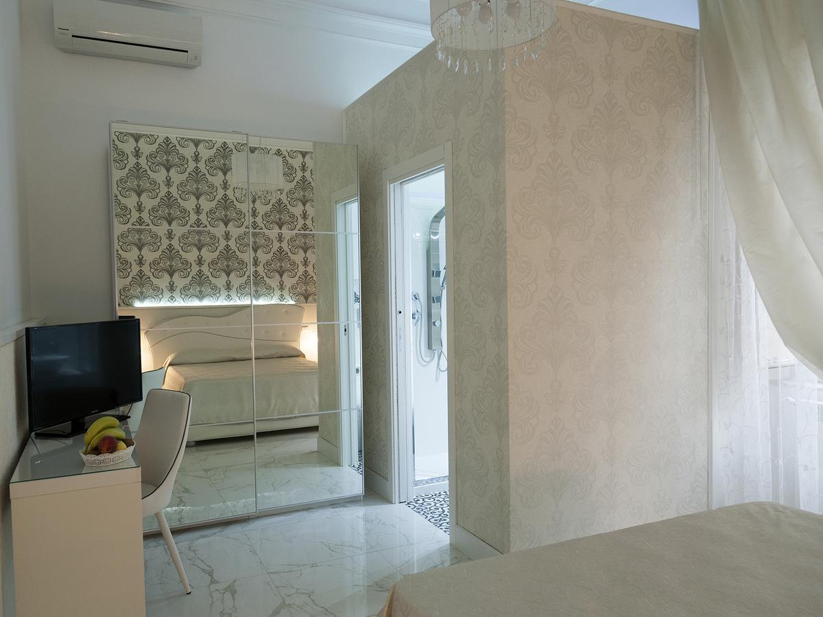 Bed and Breakfast La Dimora Del Marchese Катания Экстерьер фото