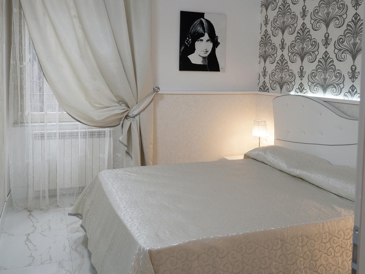Bed and Breakfast La Dimora Del Marchese Катания Экстерьер фото